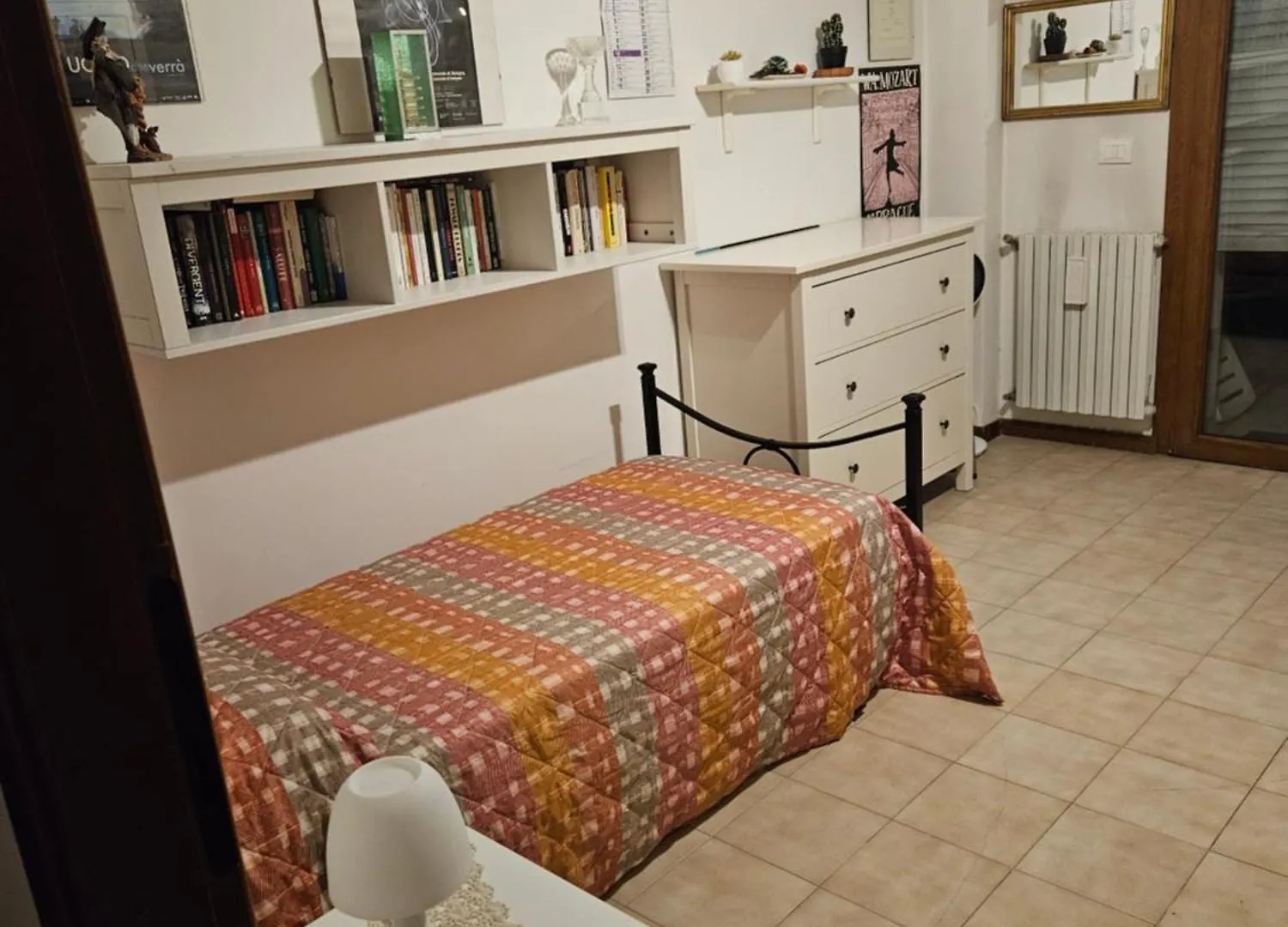 民宿 Stanza In Appartamento Privato Zona San Vitale 博洛尼亚 意大利